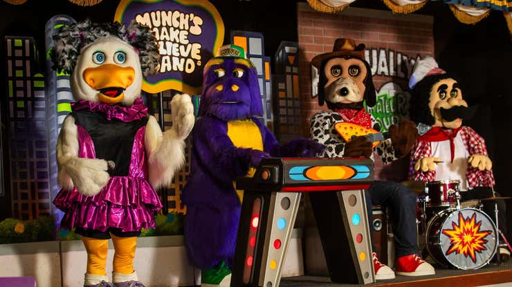 Image for The Chuck E. Cheese Animatronic Band Is Breaking Up