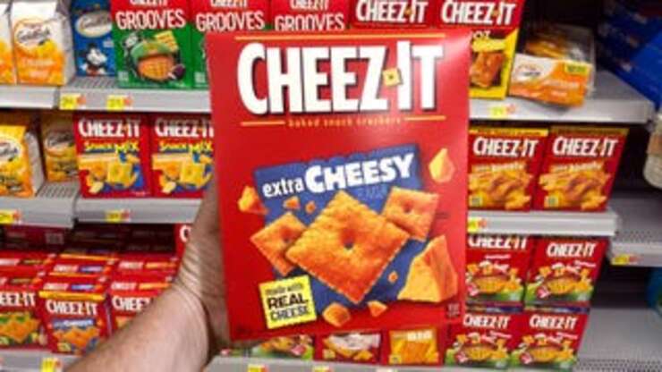 Image for New ‘Extra Cheesy’ Cheez-Its A Tacit Acknowledgement That Company Could Have Been Making Snack Cheesier All Along