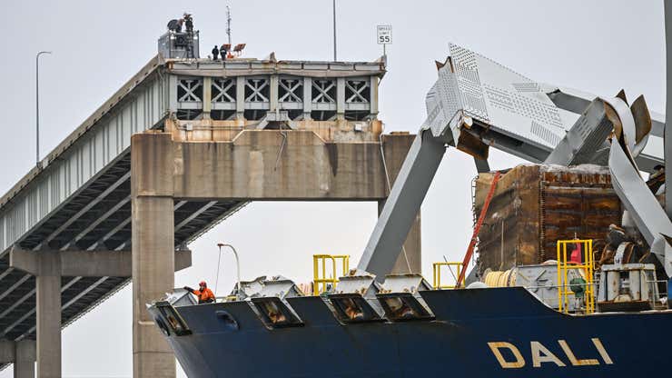 Image for FBI Opens Criminal Investigation Into the Collapse of Baltimore Bridge