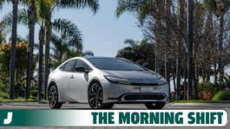 Image for Toyota’s Hybrid Sales Are Far Outpacing Its EV Growth