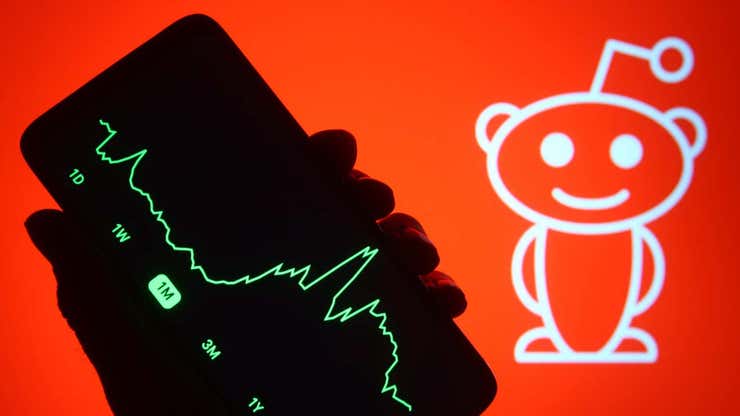 Image for Reddit Suffers Widespread Outage, Slowly Comes Back Online