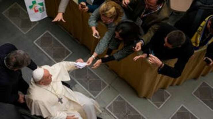 Image for Pope says he has acute bronchitis, doctors recommended against travel to avoid change in temperature