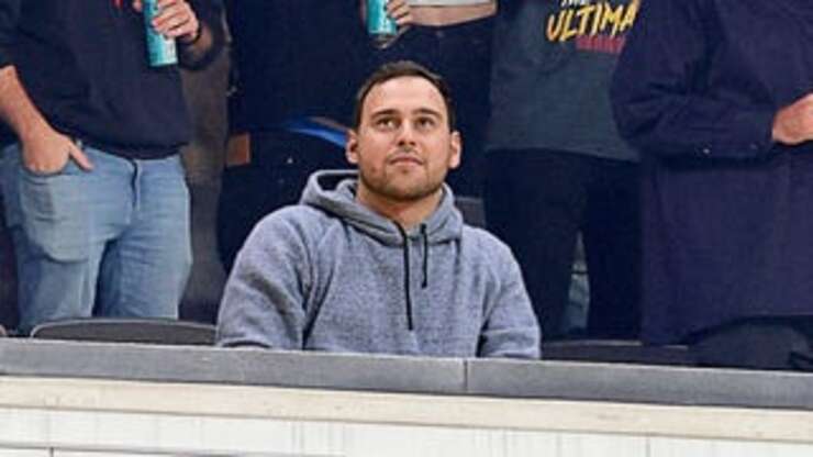 Image for Broncos Go On Winning Streak After Scooter Braun Begins Attending Every Game