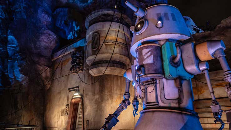 Image for Star Wars Just Introduced a Fun New Droid in Galaxy's Edge