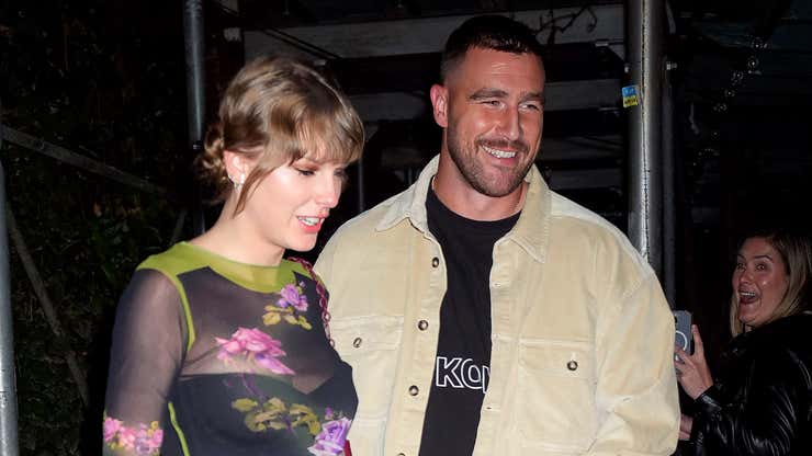 Image for Report: Taylor Swift’s Parents Dating Travis Kelce’s Parents
