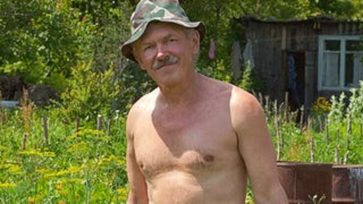Image for Nudist Makes Exception For Safari Hat