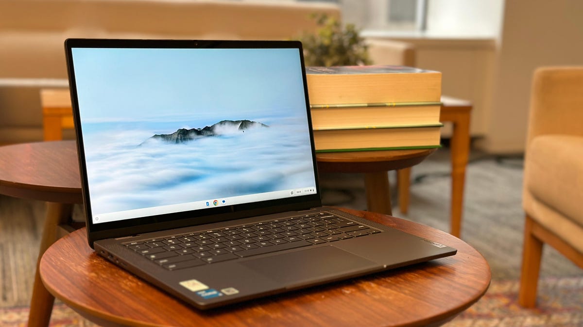 Get this ultra portable HP Chromebook for just $300
