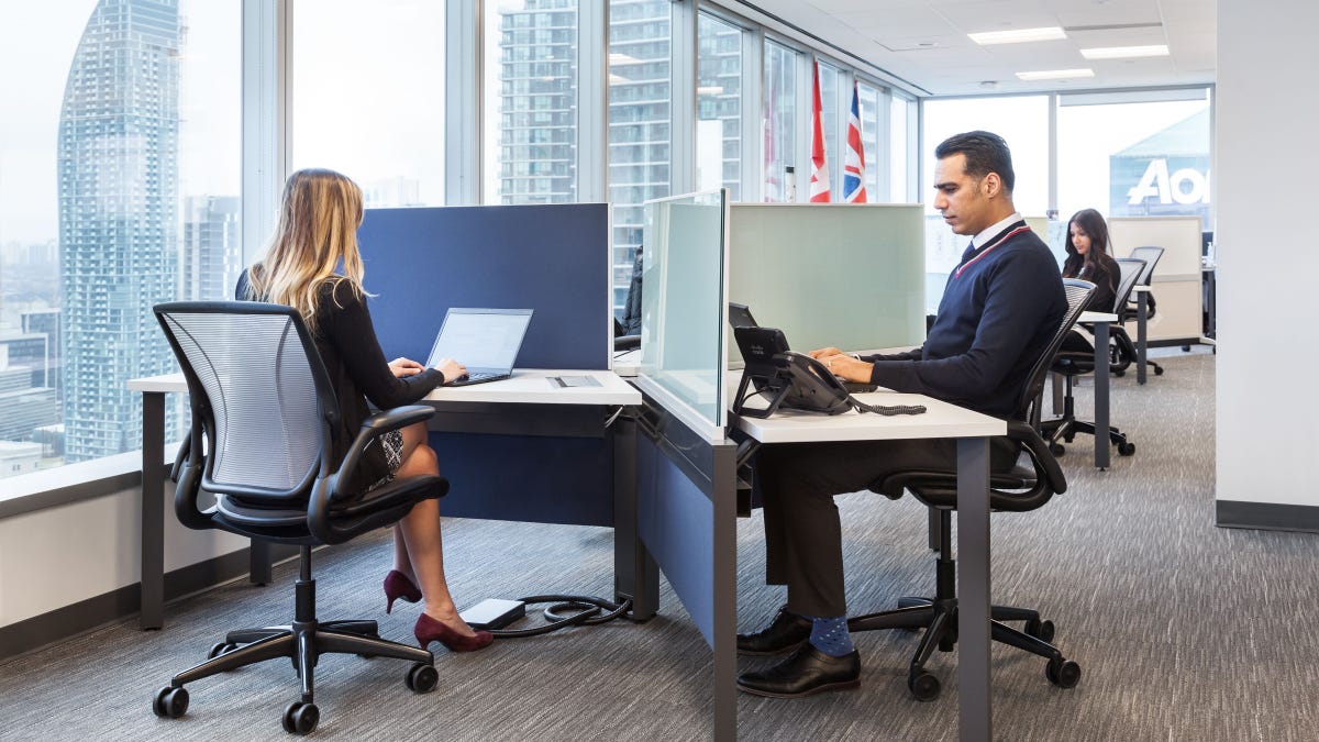 Fluctuating LED office lights offer workers caffeine-like energy boost