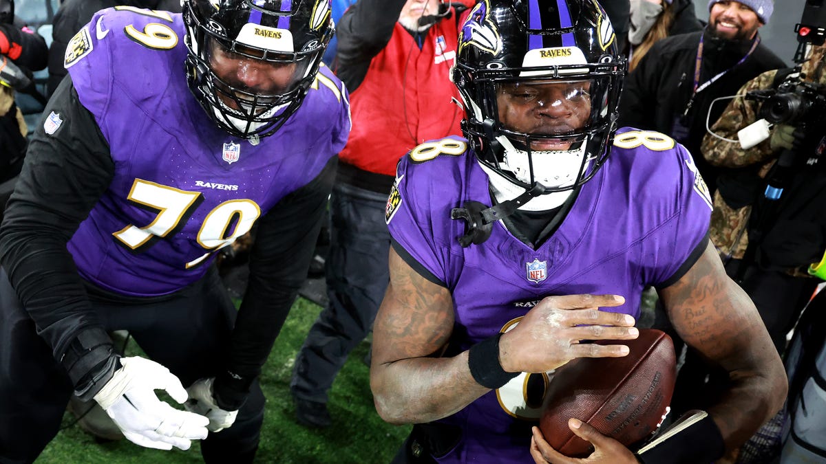 The Baltimore Ravens are the best team left in the playoffs.