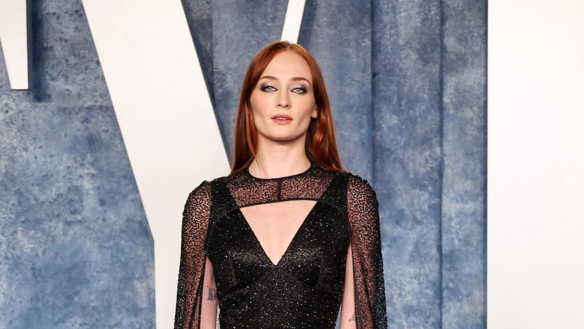 Sophie Turner sues Joe Jonas for custody of their two children