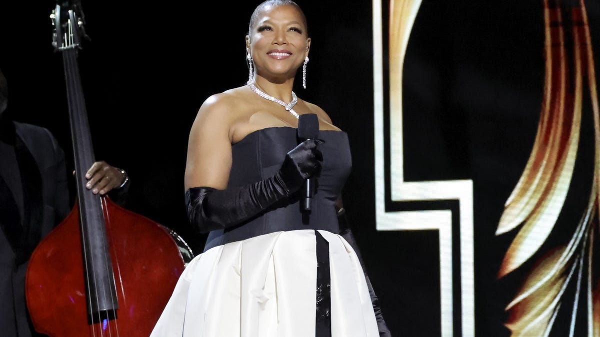 Queen Latifah Is 'Ladies First' at 2023 NAACP Image Awards