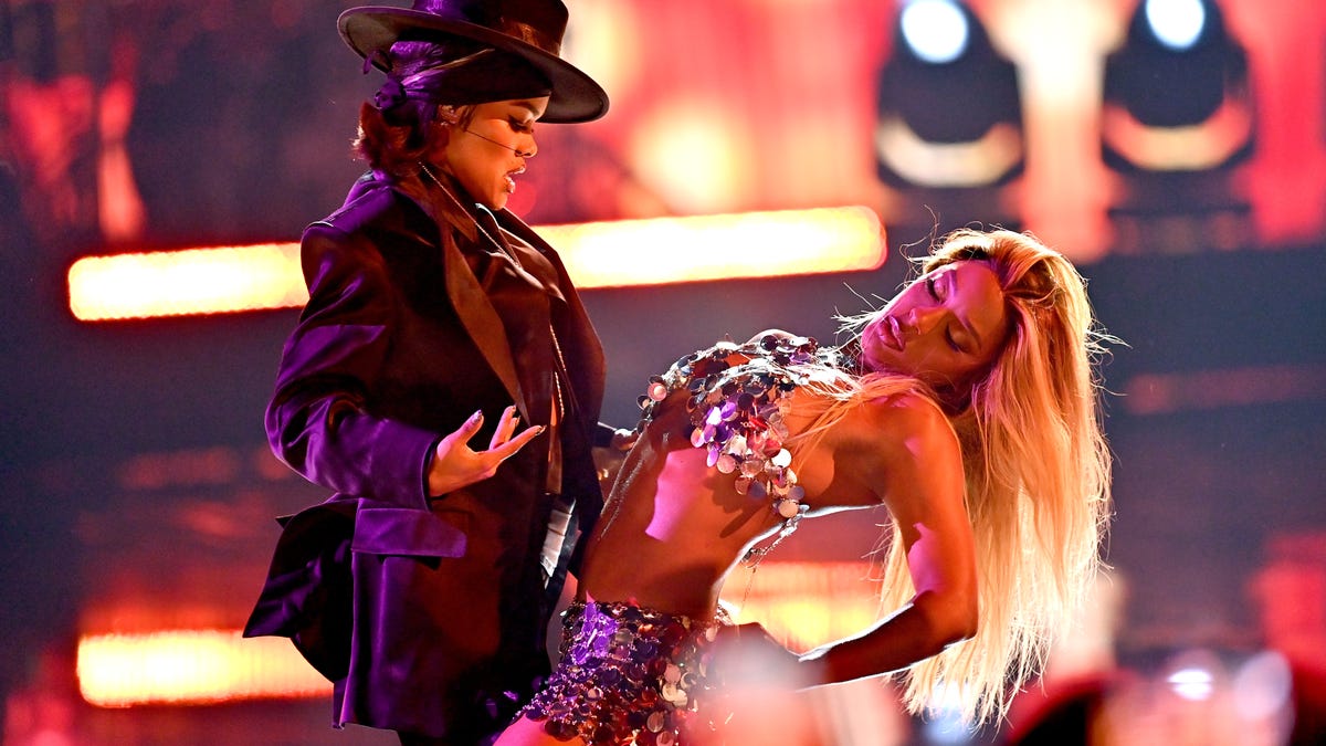 See Beyoncé's Response to Victoria Monét and Teyana Taylor's BET Awards Performance of Her Song With Usher #Usher