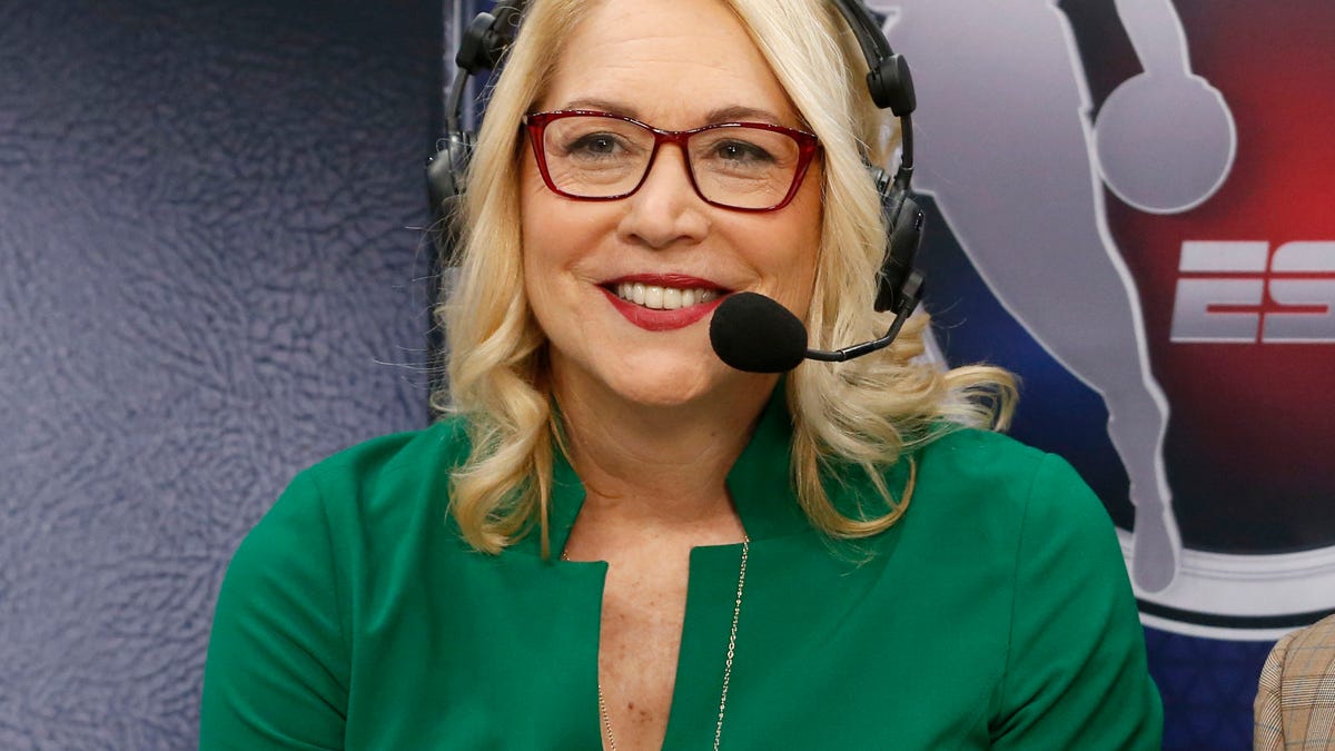 Doc Rivers settles GOAT debate in broadcast booth debut with Doris Burke,  Mike Breen