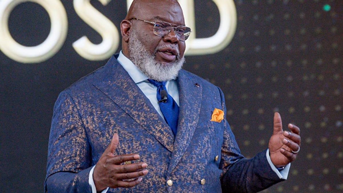 T.D. Jakes' Success Hack Change Your Thinking