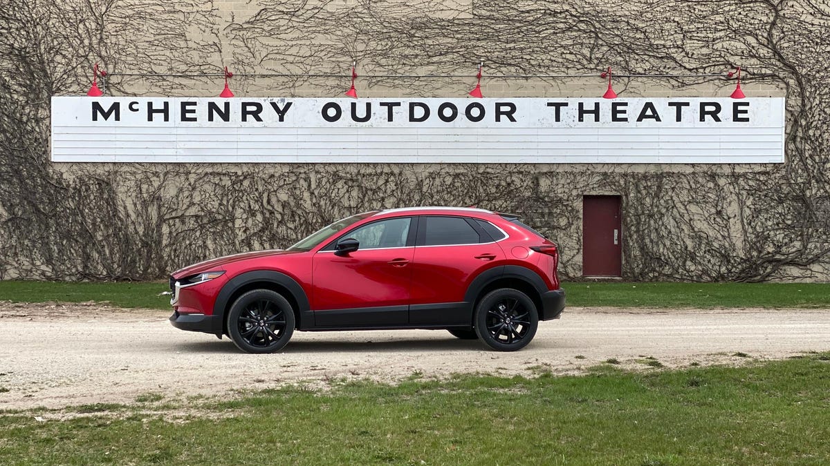 2022 Mazda CX-30 Turbo Review - The Crossover for Drivers