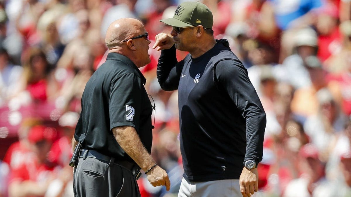 Yankees' Aaron Boone argues, gets ejected vs. Orioles 