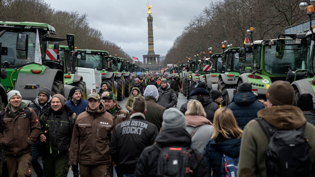 German Farmers And Their Tractors Throng Berlin In A Protest Against ...