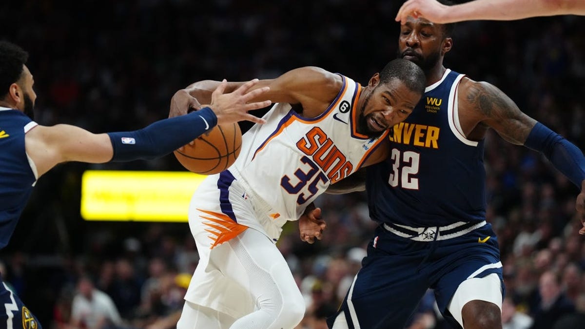 Nikola Jokic's 39 points leads Nuggets past Suns 97-87