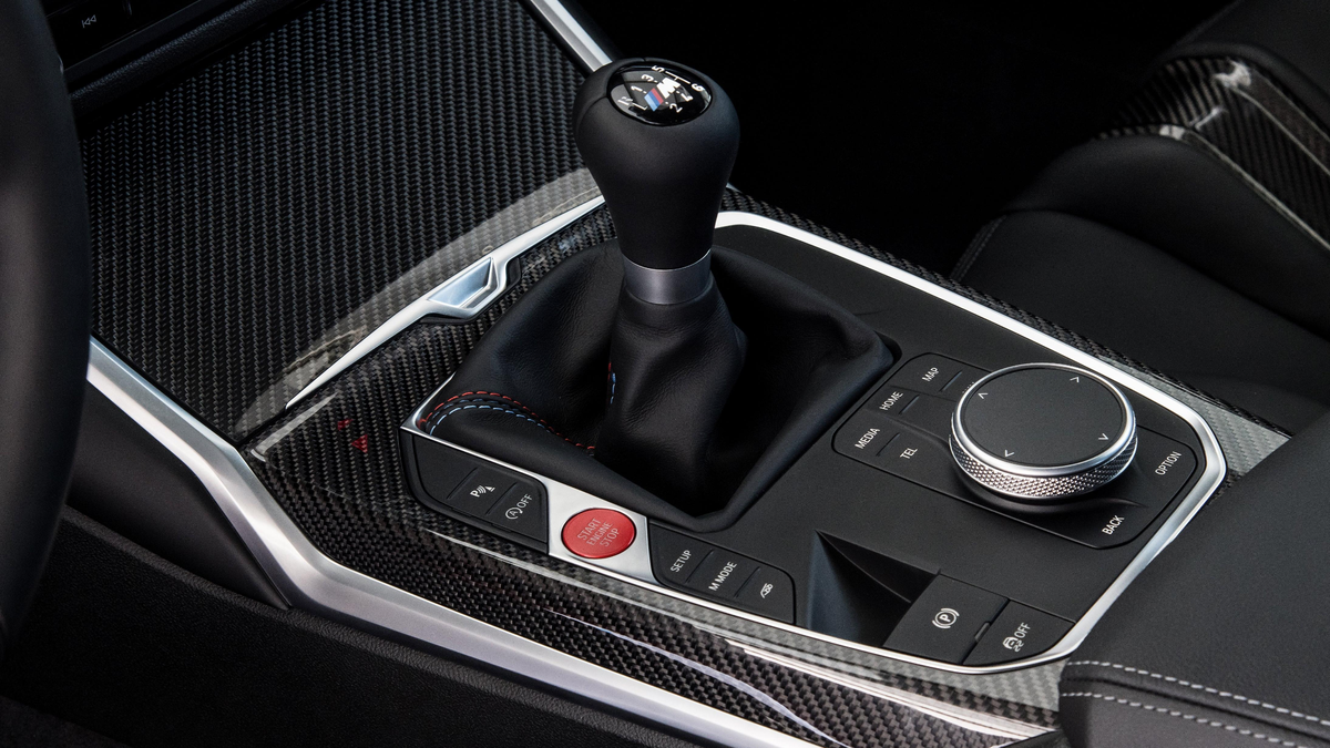 BMW CEO Predicts the End of Manual Transmissions: “It’s Over” for Stick Shifts