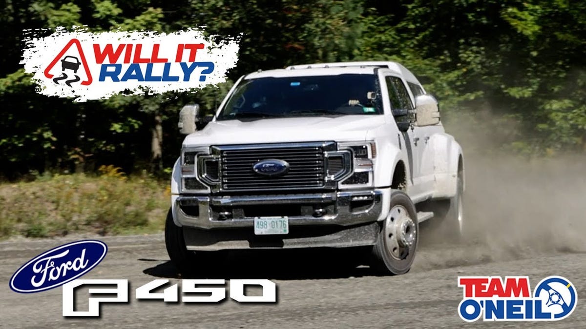 Watch the Ford F-450 Super Duty King Ranch pack its giant heart in two