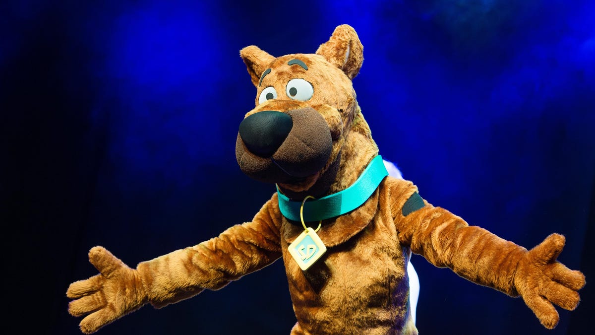 Scoob! Holiday Haunt Director Finished Film After Warner Bros. Axed It