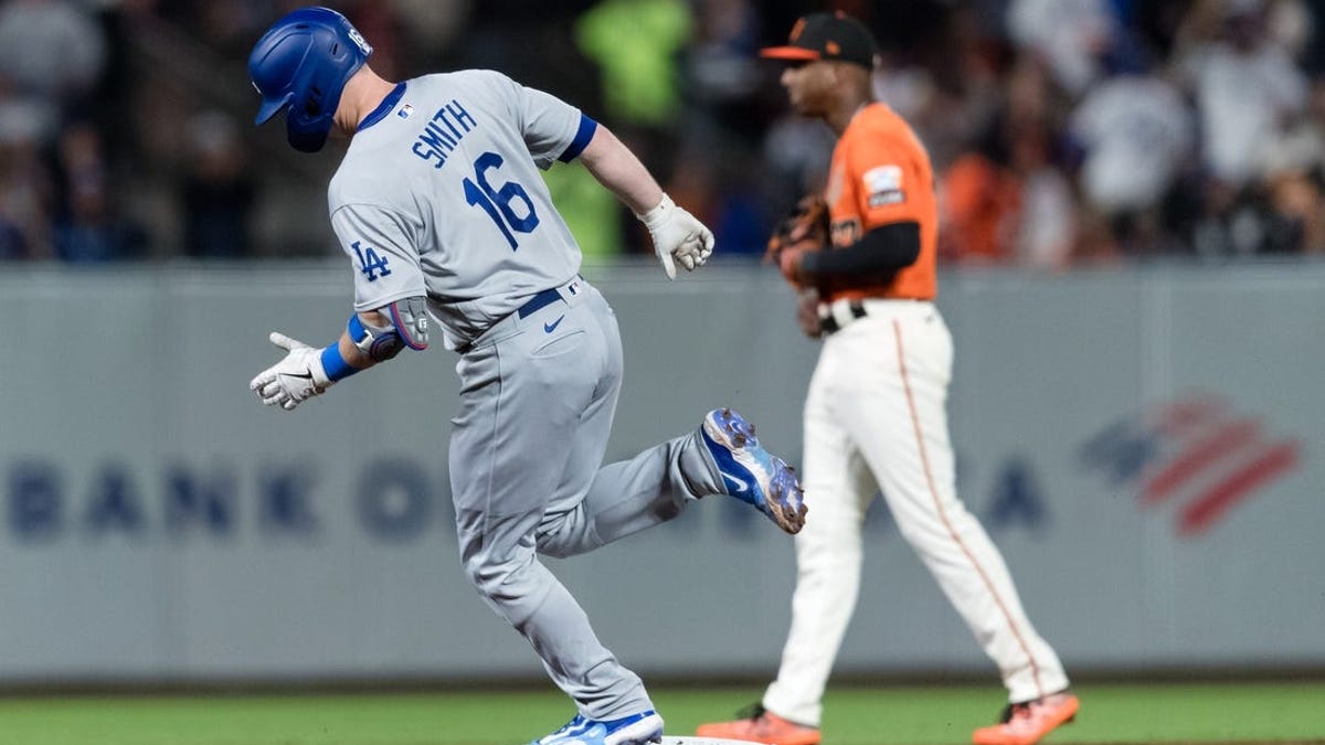 Will Smith Los Angeles Dodgers San Francisco Giants walk off home run 