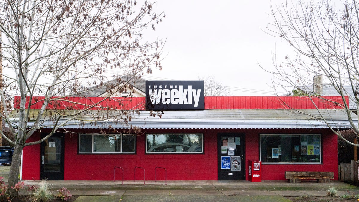 Oregon weekly newspaper to relaunch print edition after theft forced it to lay off its entire staff