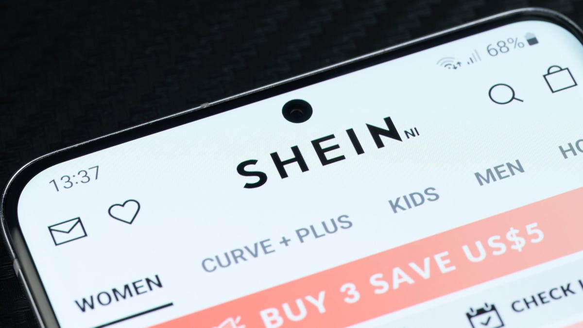 Shein Influencer Trip Is the Latest Threat to Its IPO Plans
