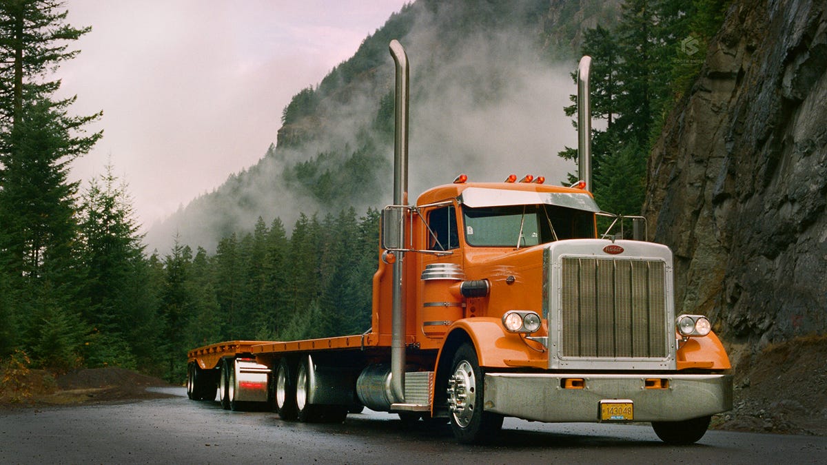 Custom Big-Rig Semi Truck Pictures, FasterTruck.com