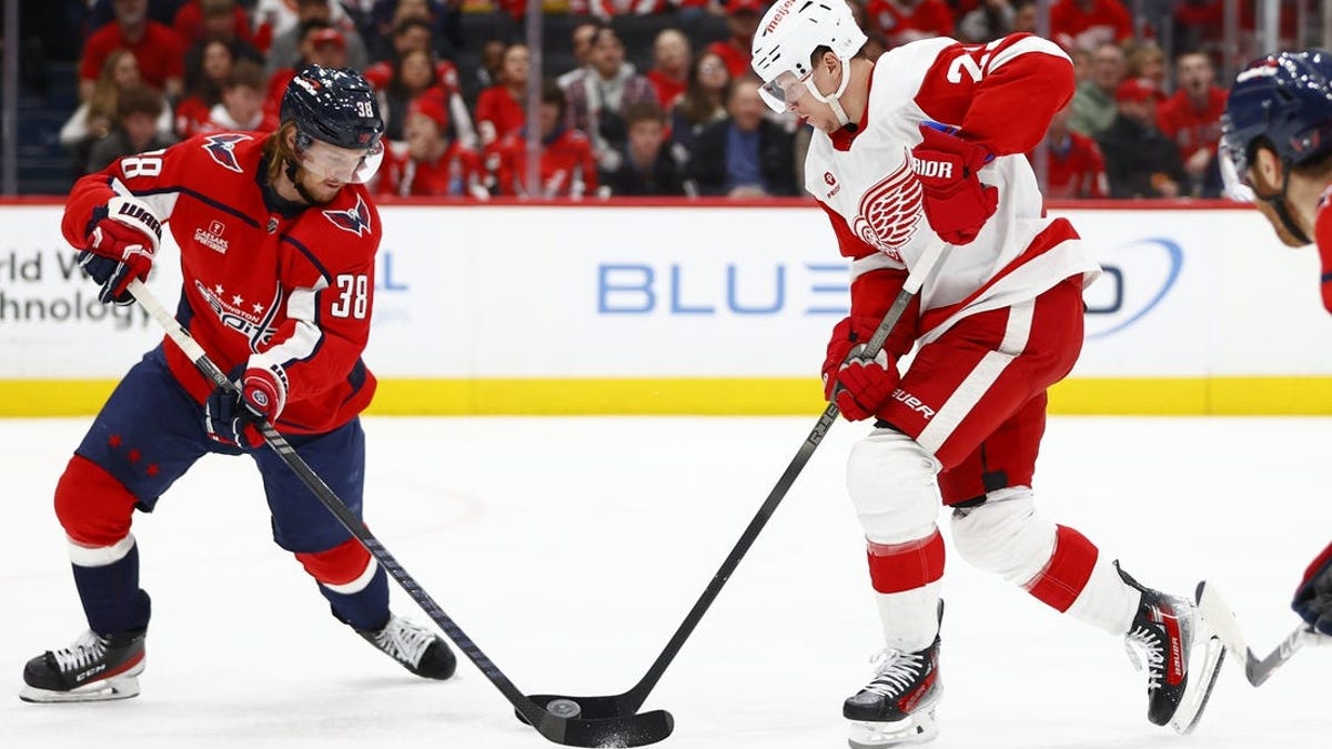 Dylan Strome Sends Capitals Past Wings In OT