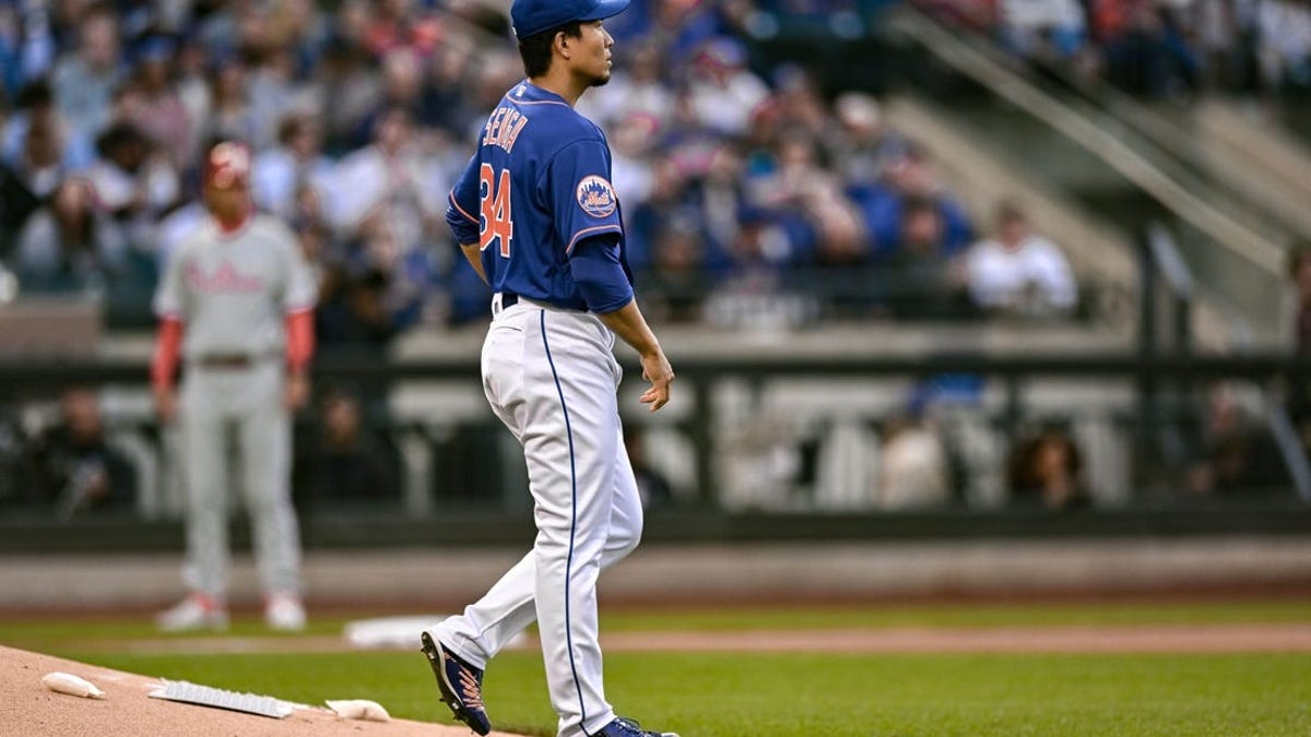 New York Mets' Kodai Senga (34), of Japan, during the first inning