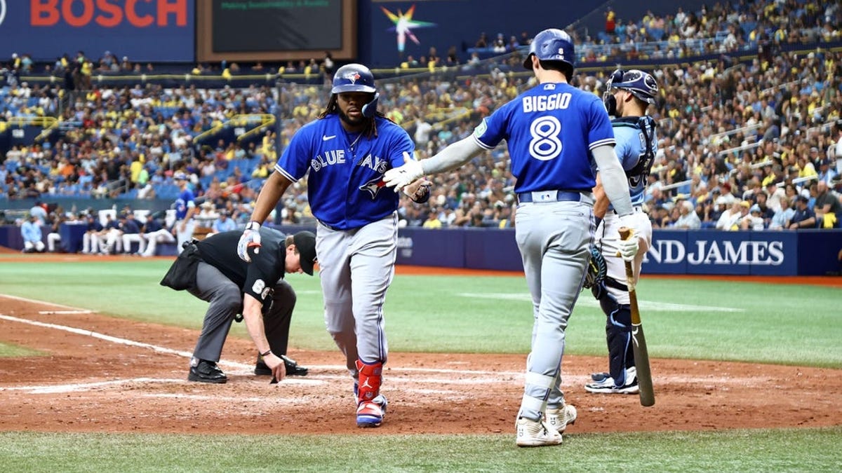 Vladimir Guerrero Jr. homers three times in Yankees' 6-4 loss to