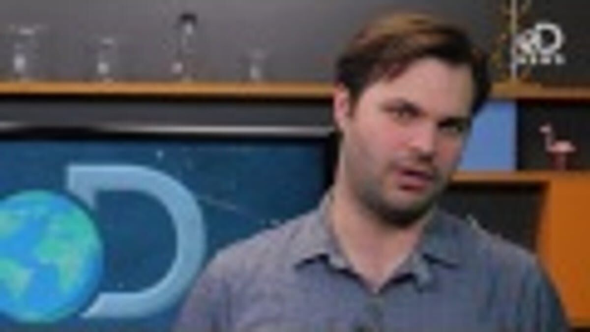 Staring at a Screen Won't Permanently Damage Your Eyes