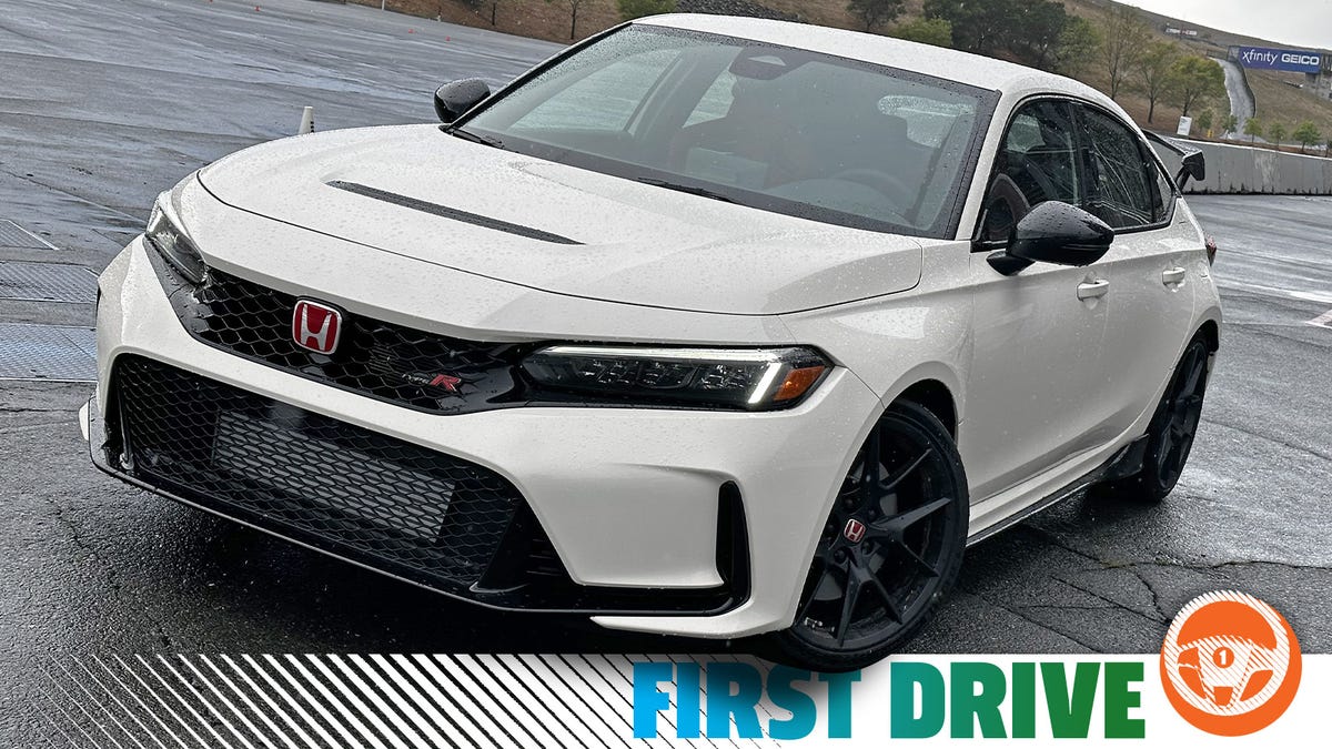 2023 Honda Civic Type R Reviewer Finds It Surprisingly Average In Moose Test