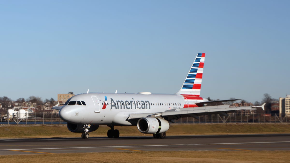 Couple arrested for refusing to leave American Airlines flight