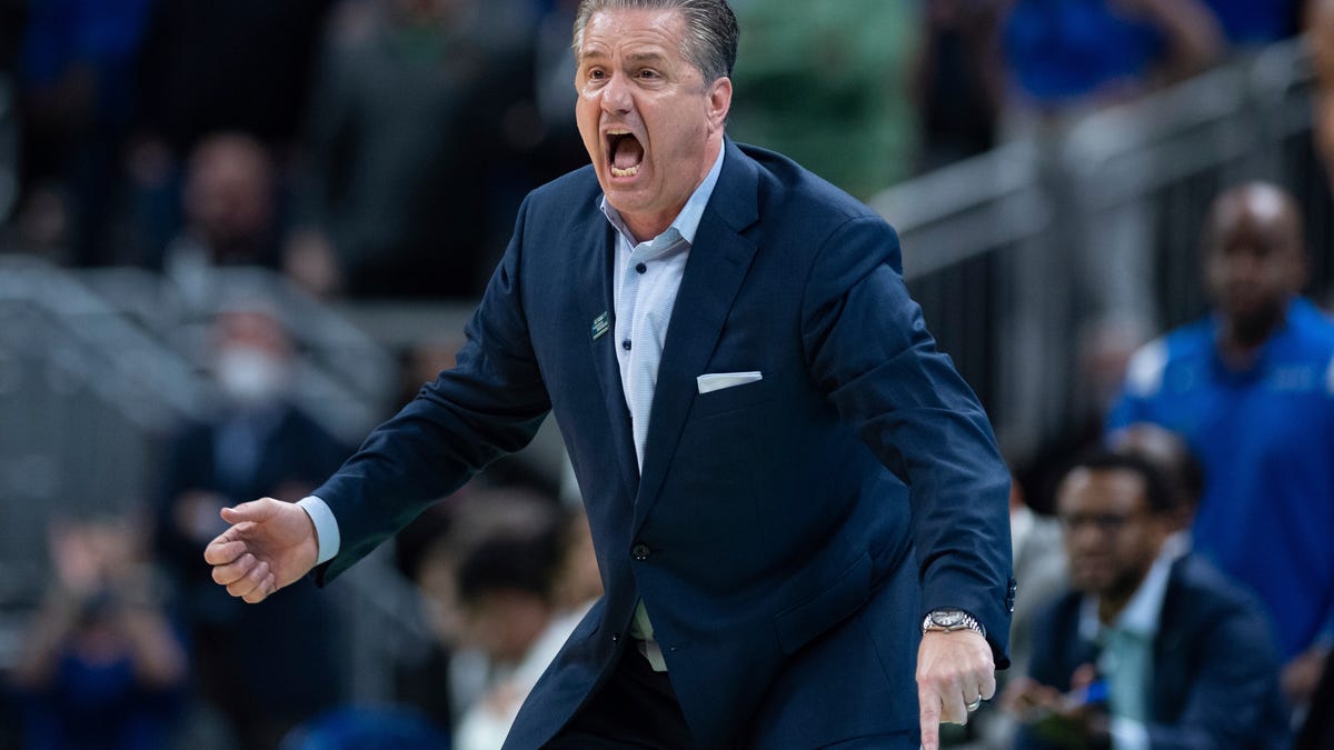 Kentucky football coach didn't appreciate what Coach Cal said