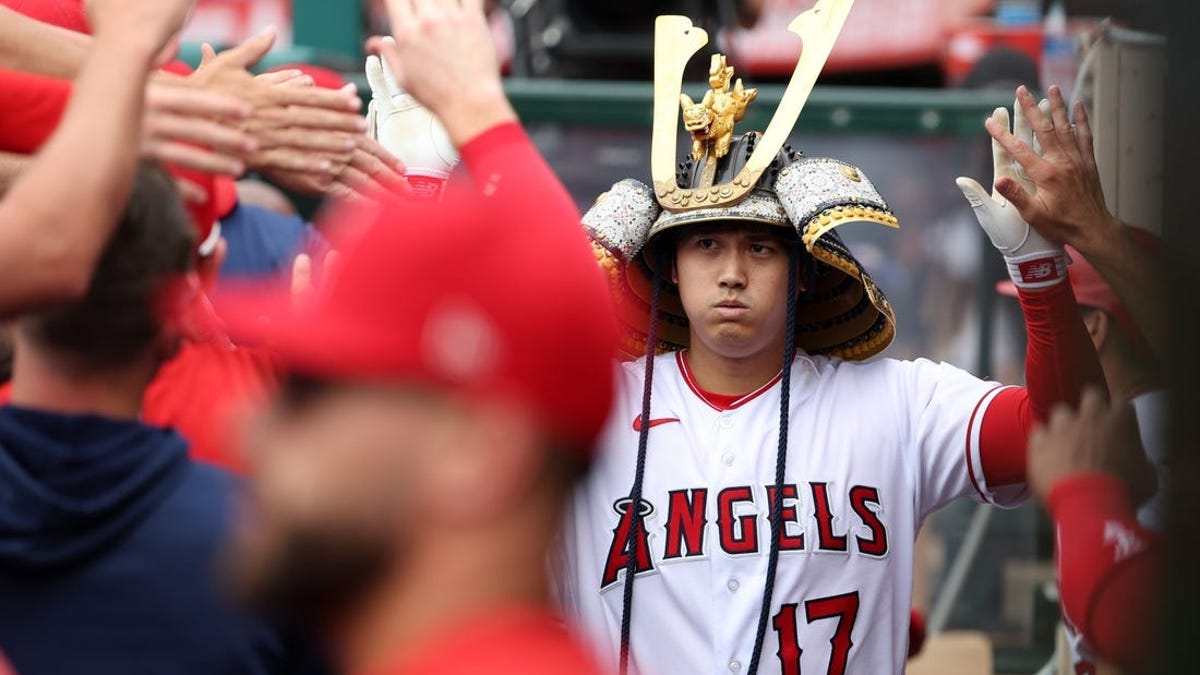 MLB roundup: Shohei Ohtani hits two homers, fans 10