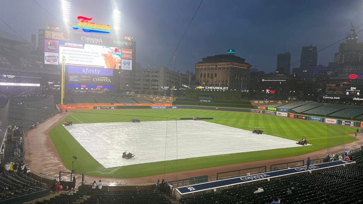 Phillies-Nationals series opener postponed due to inclement weather