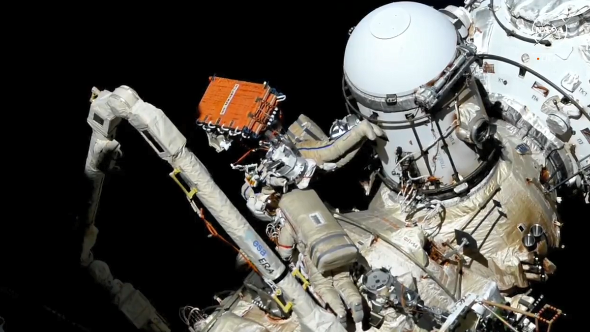 Eine Blase aus giftigem Kühlmittel beendet plötzlich einen russischen Weltraumspaziergang auf der Internationalen Raumstation