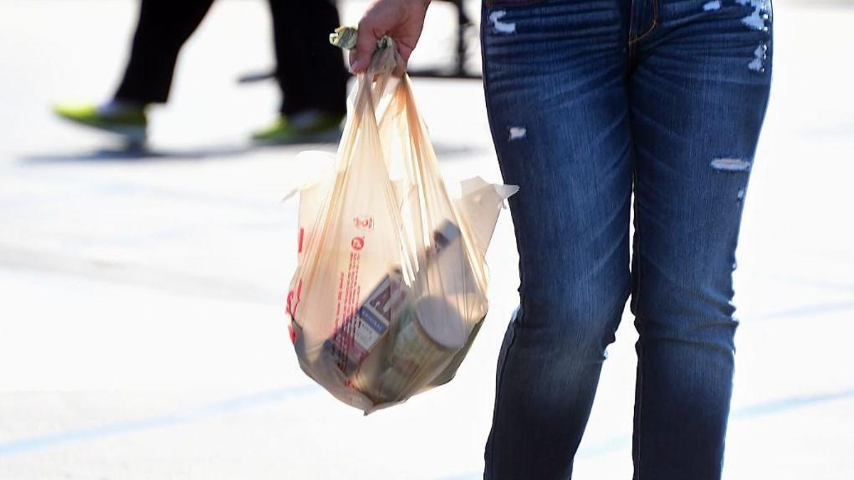 Why Do Some People in New Jersey Suddenly Have So Many Reusable Bags? - The  New York Times