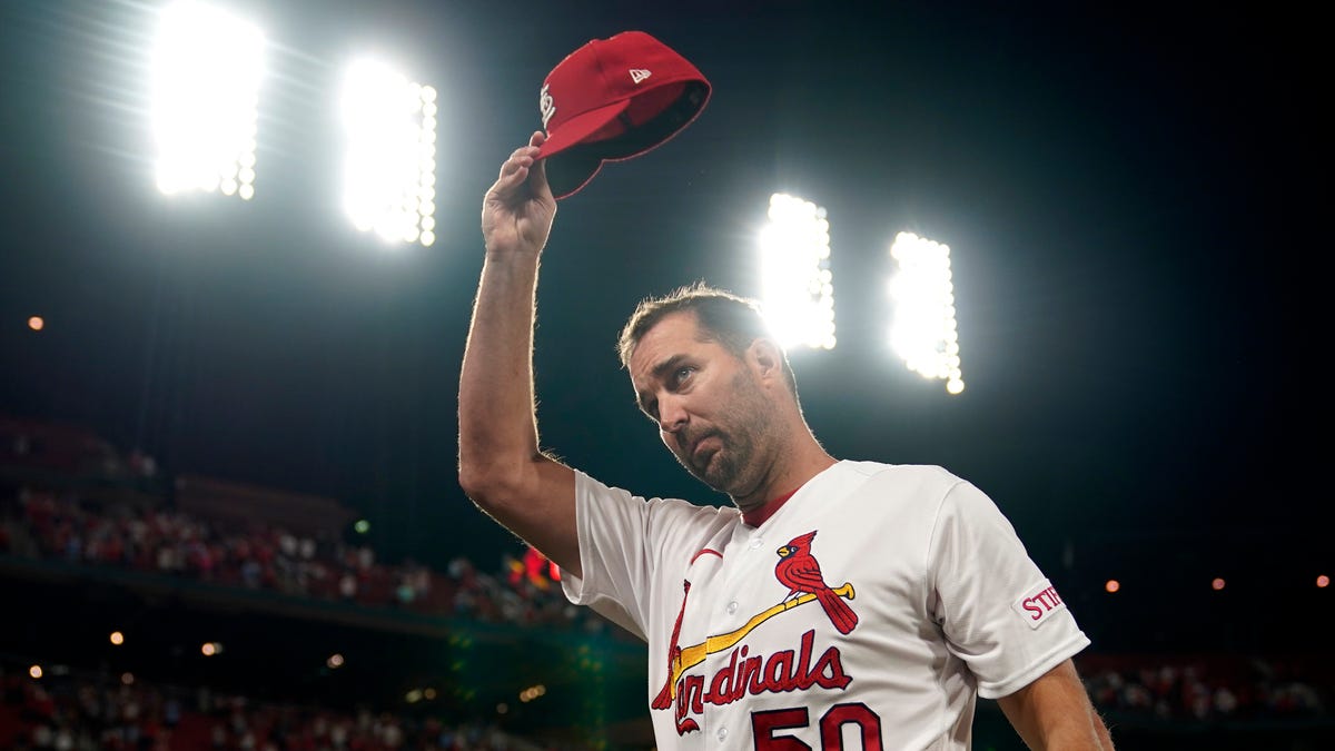 Roberto Clemente award winner: Cardinals' Adam Wainwright