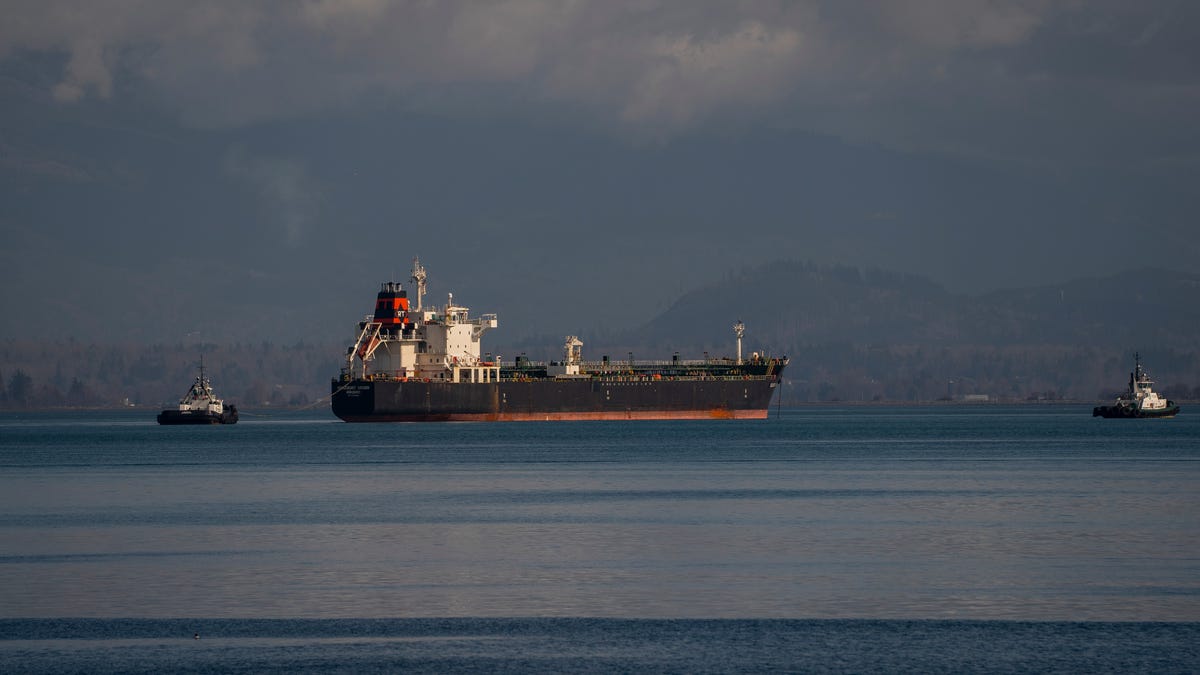 Russia's Shadow Fleet Of Tankers May Help Avoid Oil Sanctions