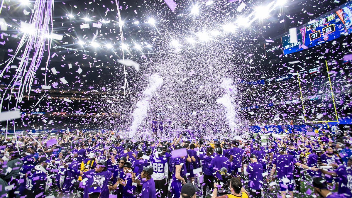 Las semifinales de los playoffs de fútbol americano universitario se sintieron como los días de gloria
