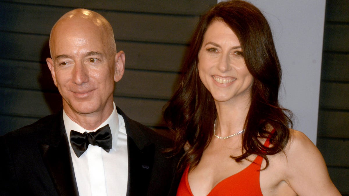 MacKenzie Bezos splits with ex-husband Jeff Bezos in her approach to ...