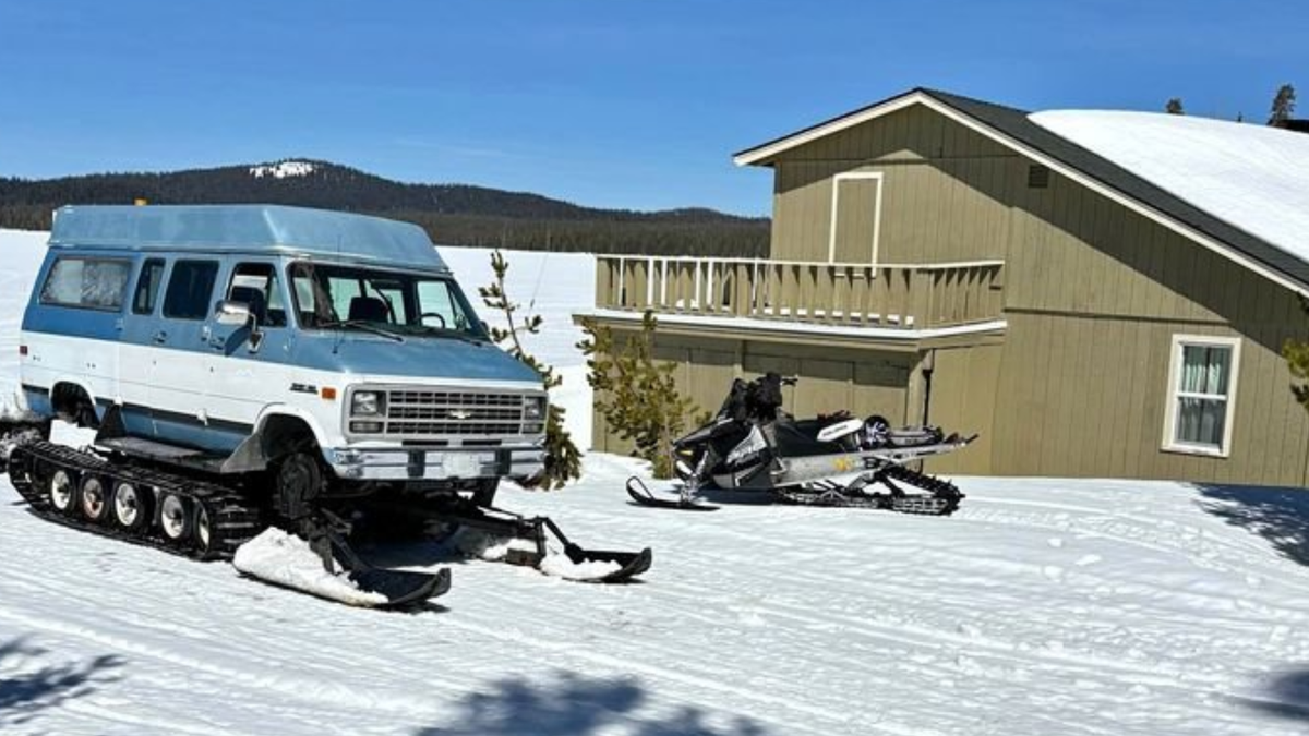 Chevrolet Snowmovan Combines Interests You Didn’t Know You Had