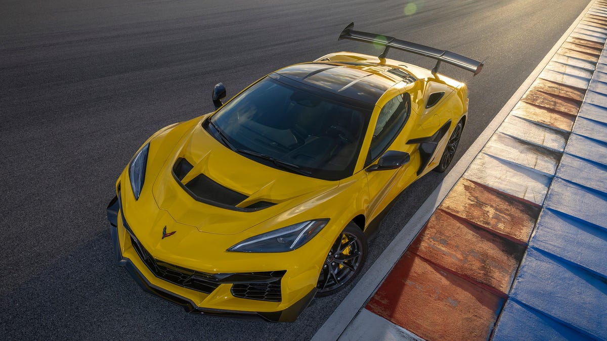 2025 Chevrolet Corvette ZR1 Hits Top Speed Of 233 MPH