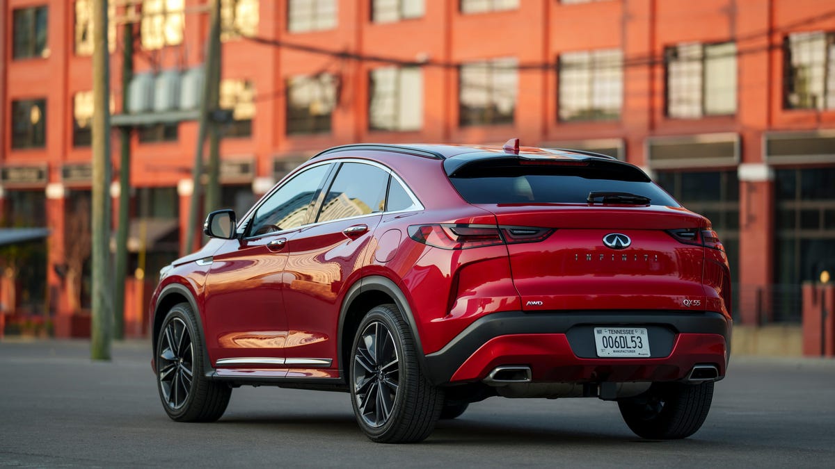 Infiniti Is Killing The QX50 And QX55, But They're Selling So Slowly That Dealers Won't Notice For Six Months