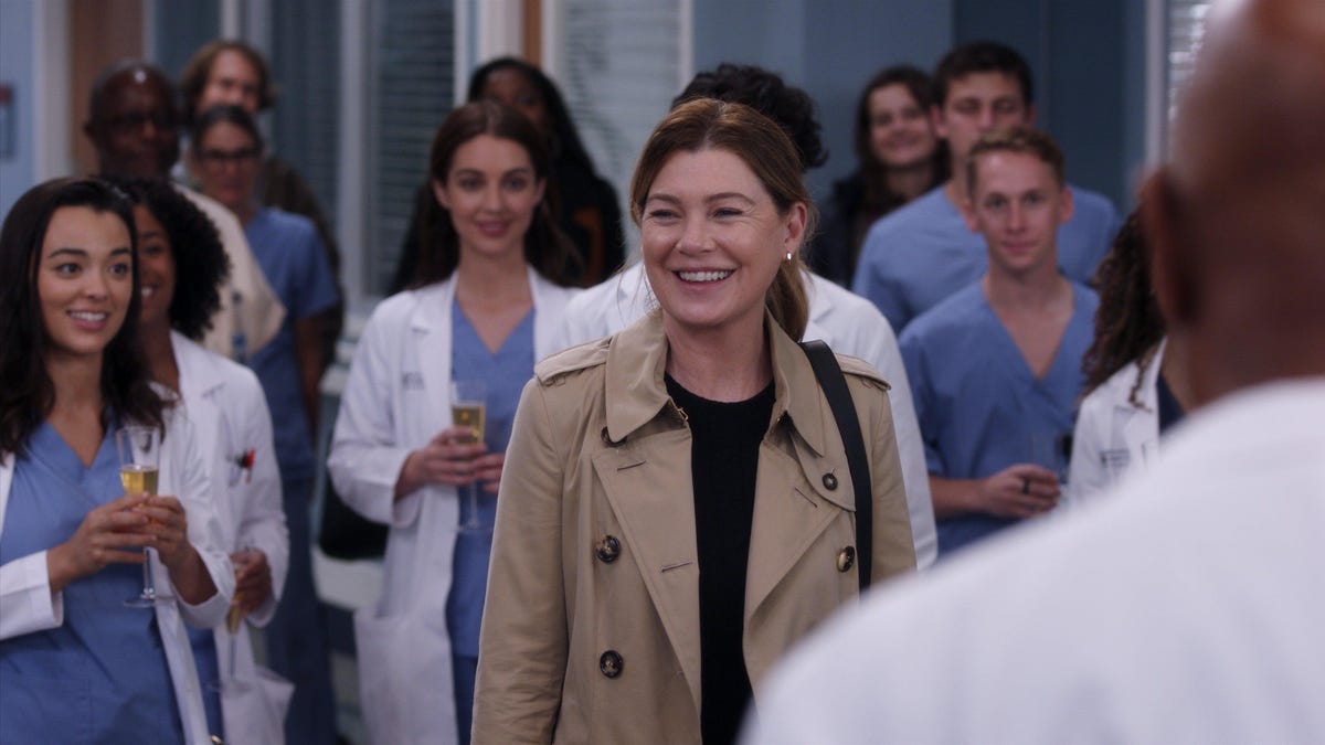 Grey's Anatomy' Fans Just Noticed a Heartbreaking Link to Derek in  Meredith's Final Episode