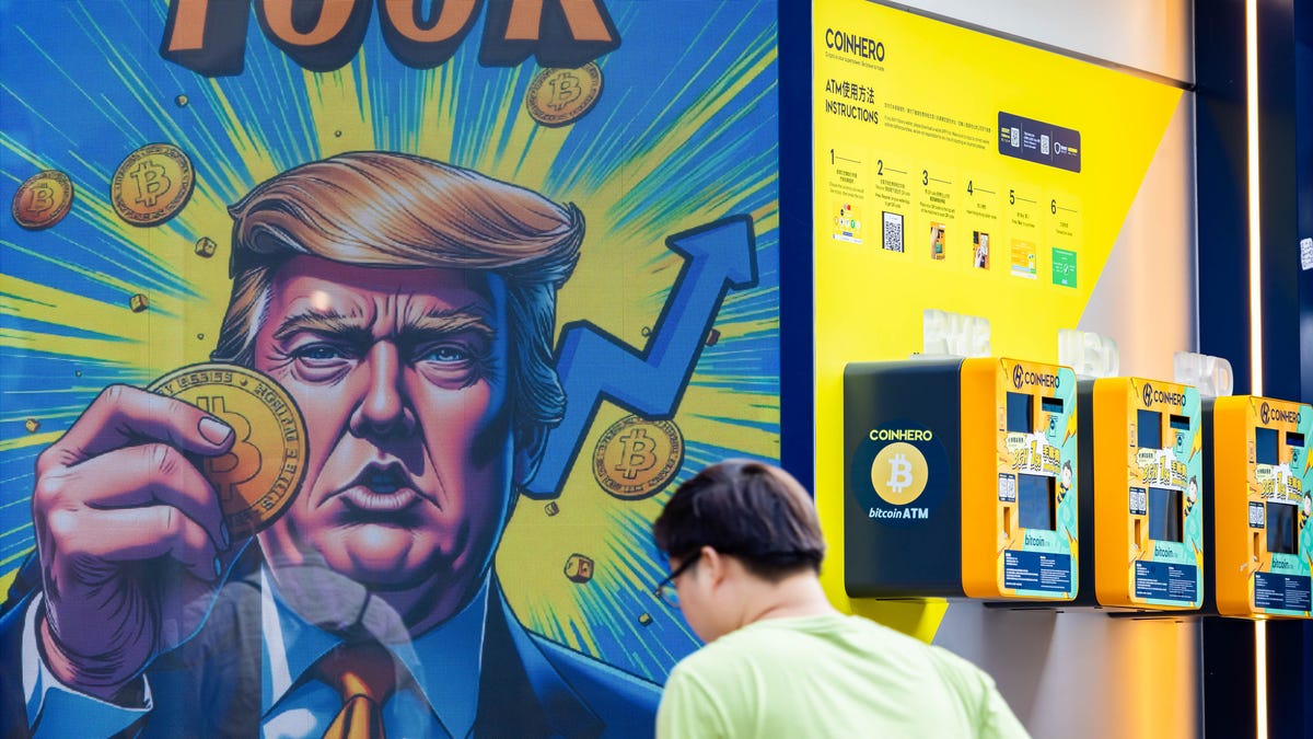 Trump is taking the credit for Bitcoin’s 0,000 milestone