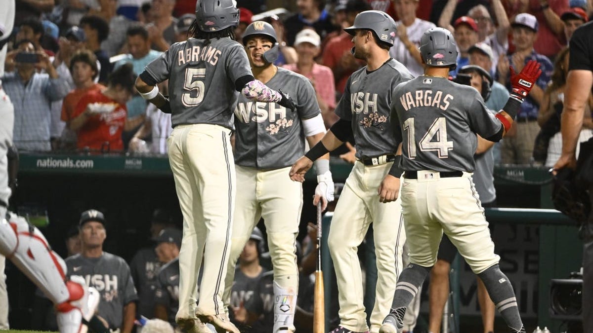 Houston, United States. 13th June, 2023. Washington Nationals shortstop CJ  Abrams (5) batting in the top of the fifth inning during the MLB game  between the Washington Nationals and the Houston Astros